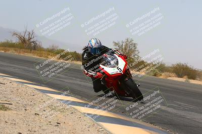 media/Mar-28-2022-Superbike Trackdays (Mon) [[b8603d0f67]]/Open Track Time/Turn 3 Inside/